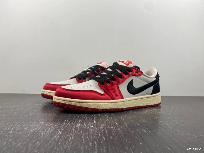 Low Air FN0432-017 x OG Room Jordan Trophy Home 1 0703